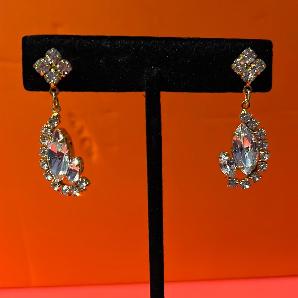 Crystal dangle earrings